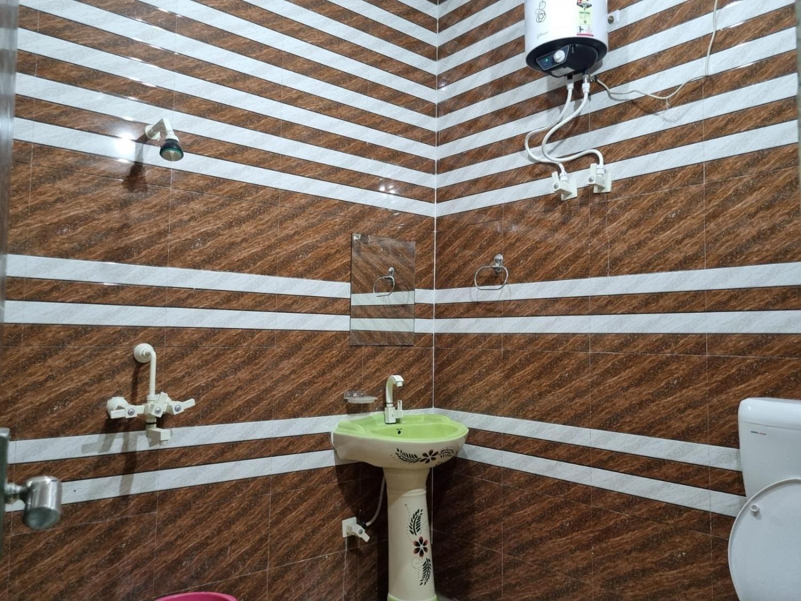Prime - Near Prem Mandir 3* Vrindavan